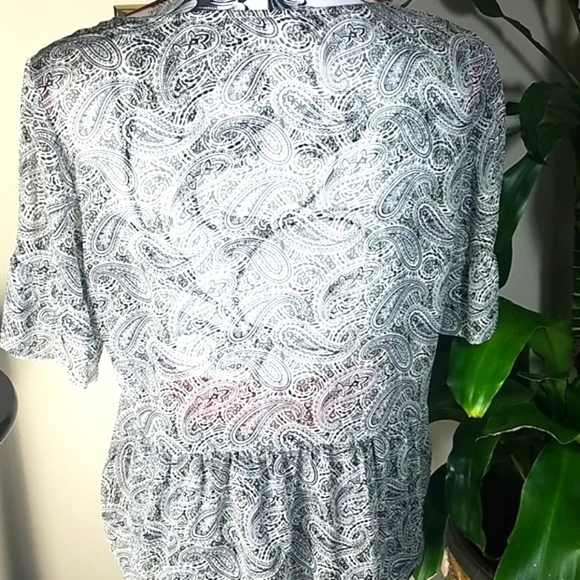 J. Crew, 0142, Paisley top, 100% silk,Size S - Picture 2 of 8